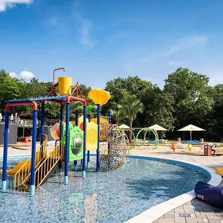 Aqua Maria Pensión 4*