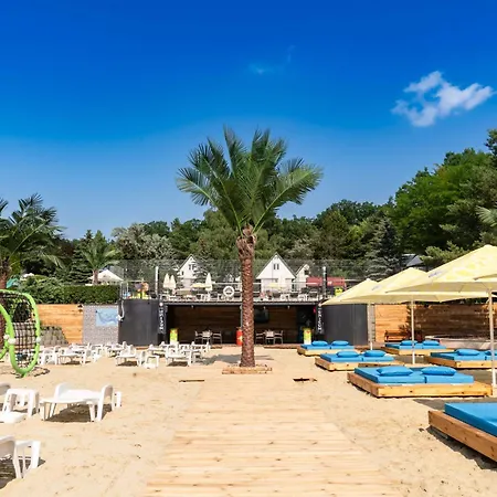 Aqua Maria بيت ضيافة Velaty