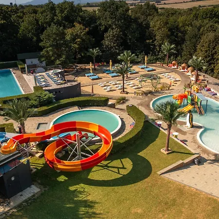 Pensionat Aqua Maria 4*