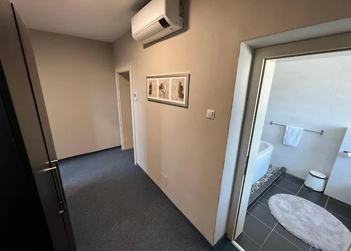 Konukevi Aqua Maria 4*