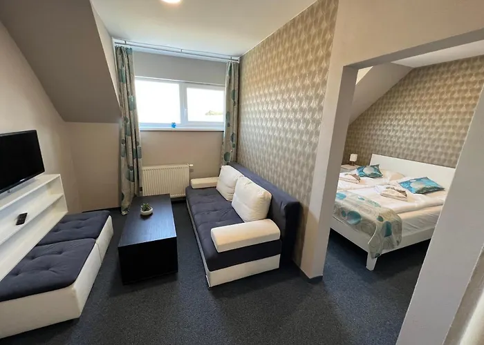 Aqua Maria 4*