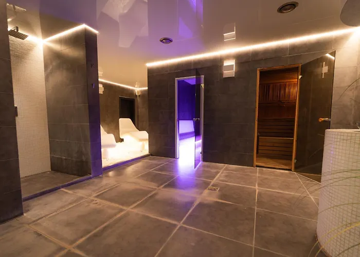 Aqua Maria Guest house Velaty