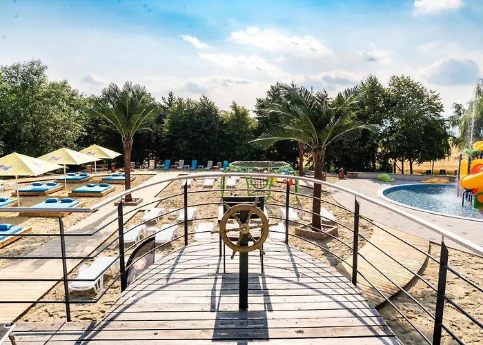 Konukevi Aqua Maria 4*