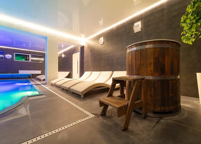 Konukevi Aqua Maria 4*