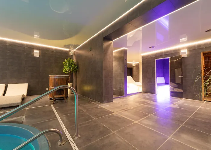 Aqua Maria 4*