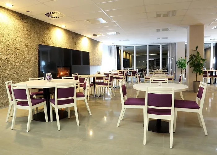 Aqua Maria 4*